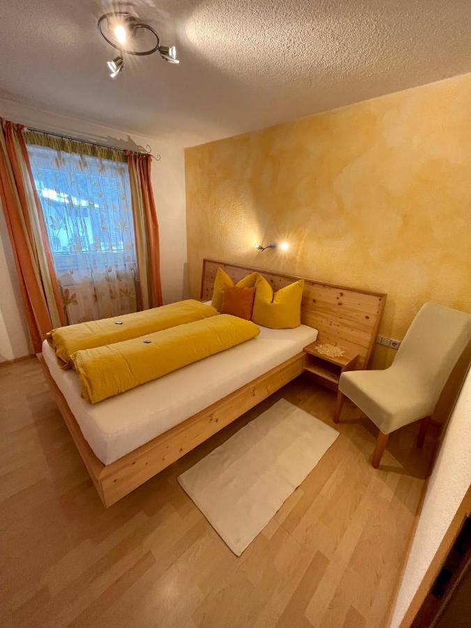 Landhaus Roland Umhausen Esterno foto